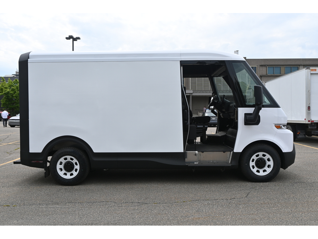 2025 Chevrolet BrightDrop 400